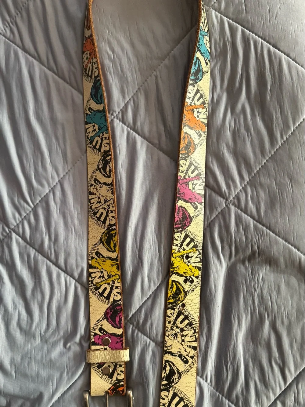 RARE VINTAGE SUN STUDIOS LEATHER BELT SIZE 36/38  POP ART PRINT.